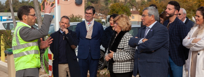 Visita del equipo de gobierno del Ayuntamiento de Gelves a Escuela SAMU