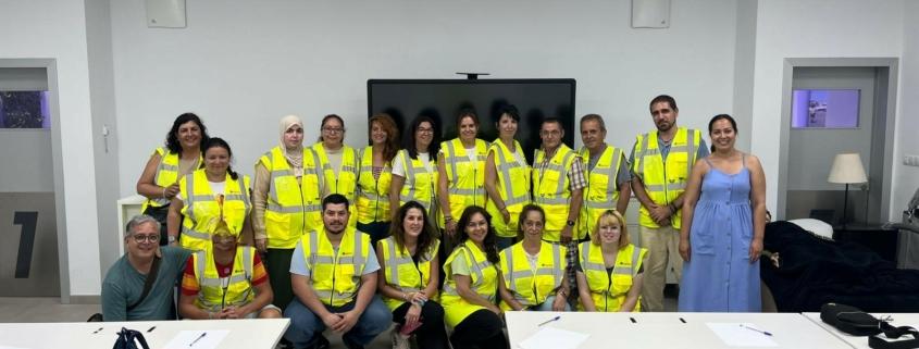 Foto de grupo de los auxiliares de Ayuda a Domicilio de SAMU Huelva