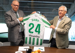 Firma del acuerdo entre SAMU y Real Betis.